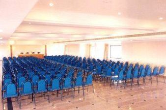 The Vijay Park Hotel Chennai Exterior photo